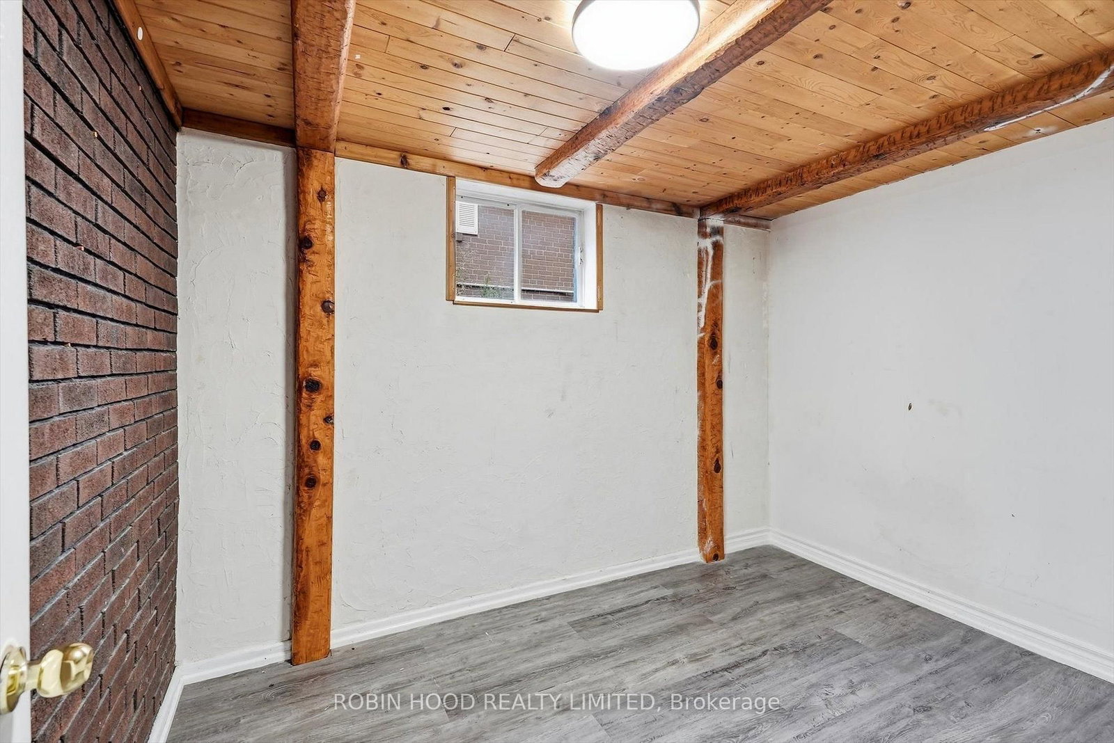 8 Pandora Circle • Toronto, ON photo 34