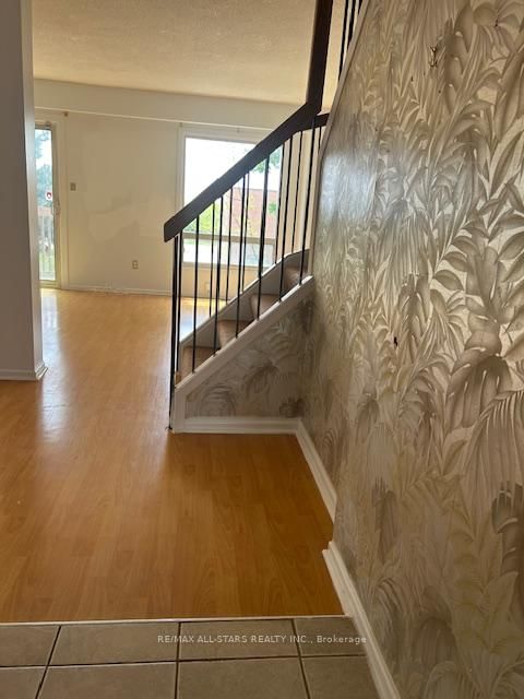 201 Alexmuir Boulevard • #82 • Toronto, ON photo 4