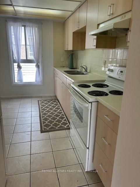 201 Alexmuir Boulevard • #82 • Toronto, ON photo 9