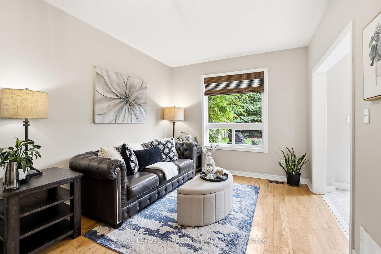 8 Sinden Drive • Whitby, ON photo 11