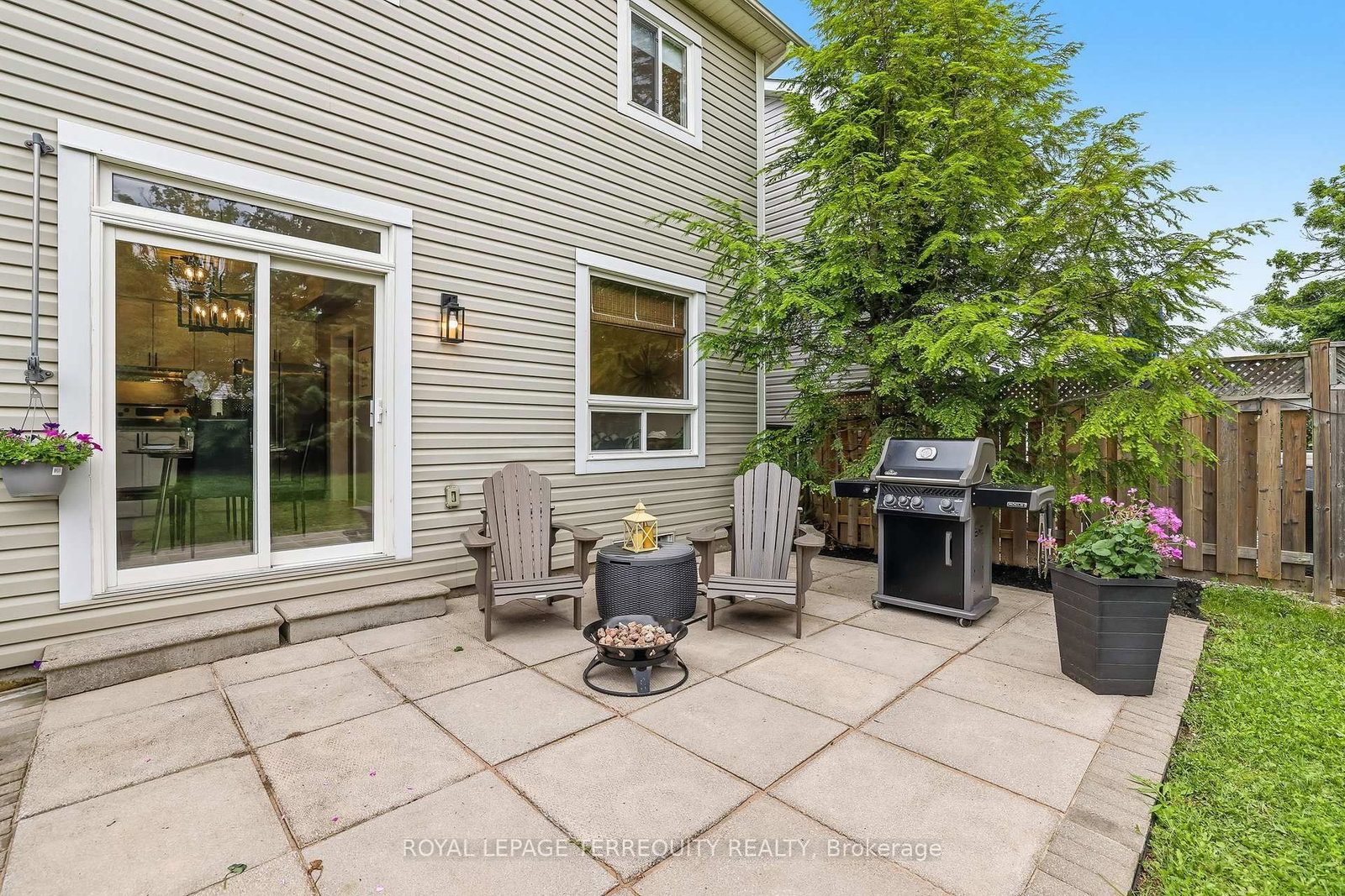 8 Sinden Drive • Whitby, ON photo 37