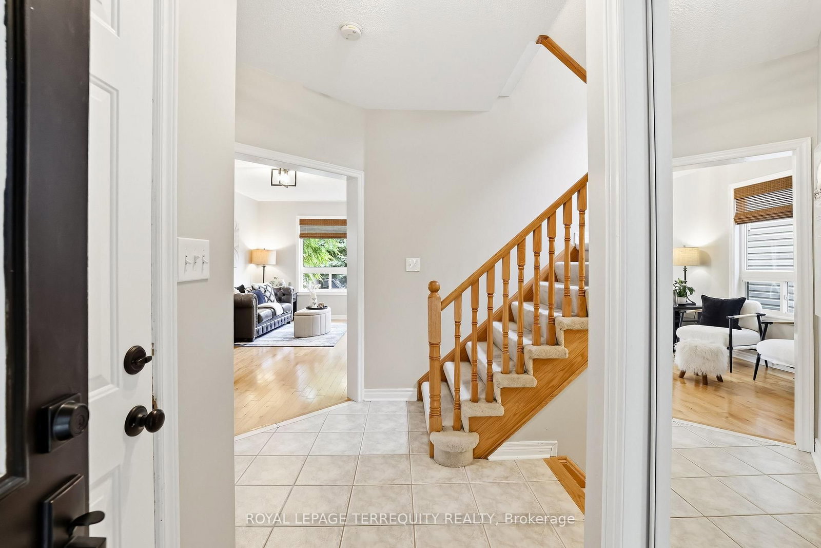 8 Sinden Drive • Whitby, ON photo 8