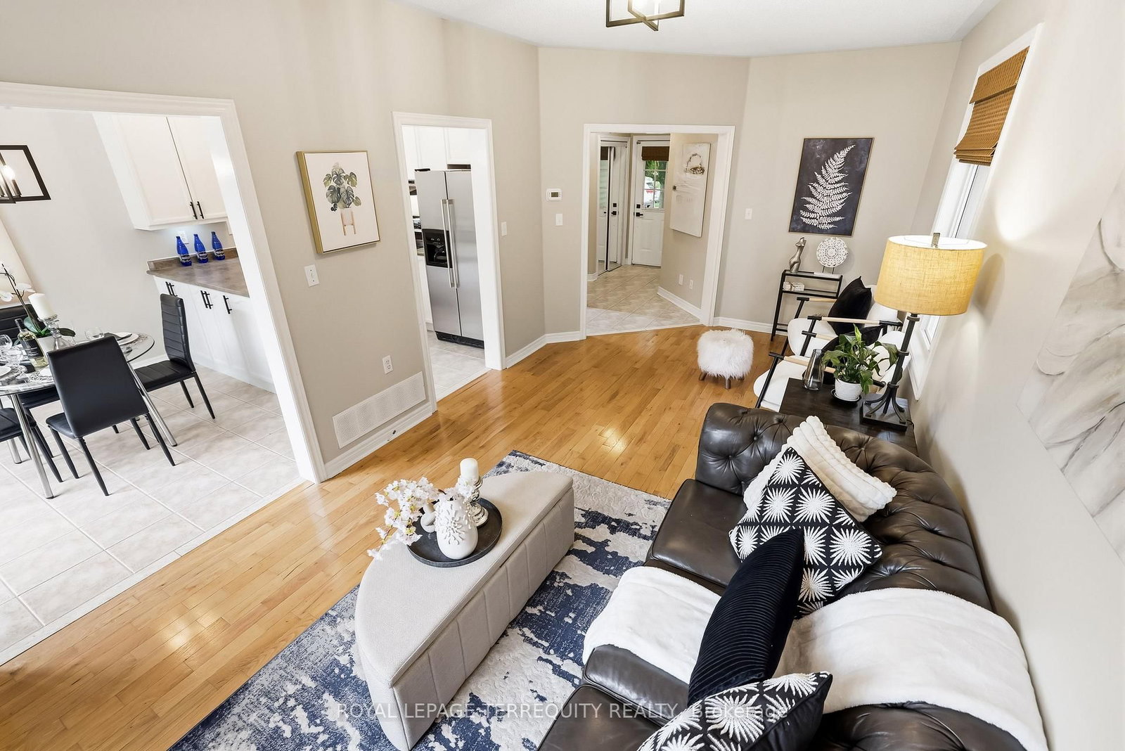 8 Sinden Drive • Whitby, ON photo 9