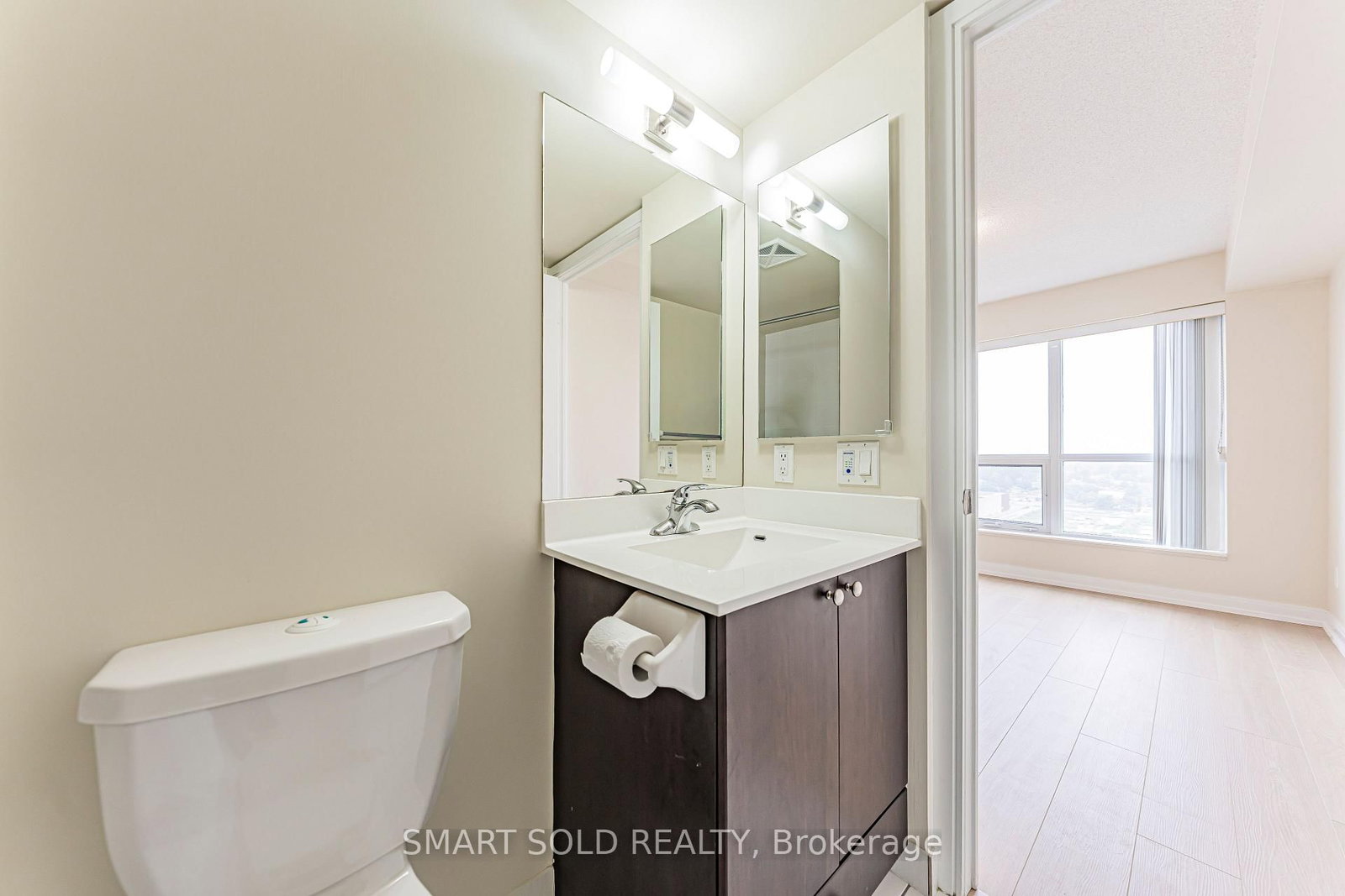 181 Village Green Square • #1621 • Toronto, ON photo 14