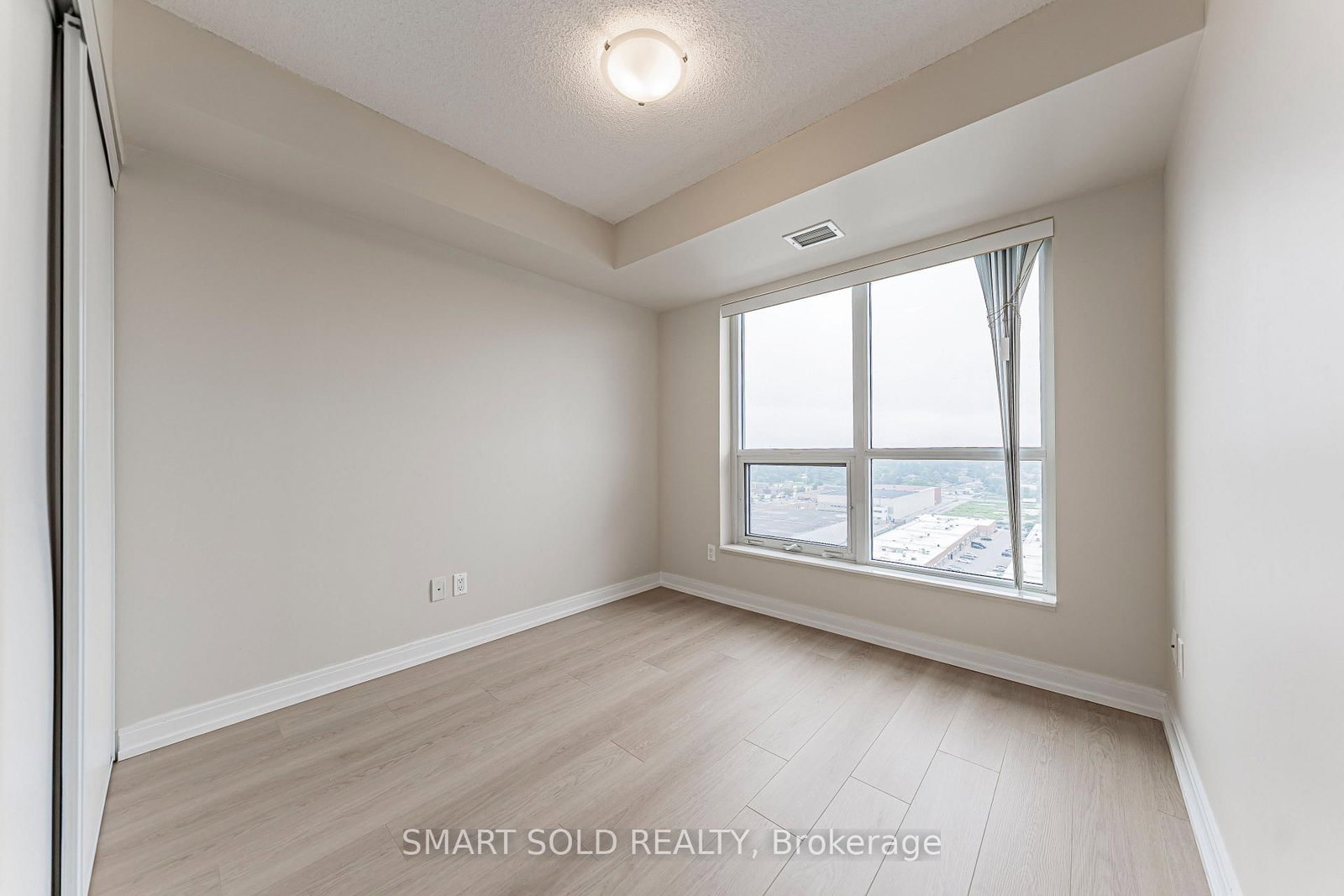 181 Village Green Square • #1621 • Toronto, ON photo 16