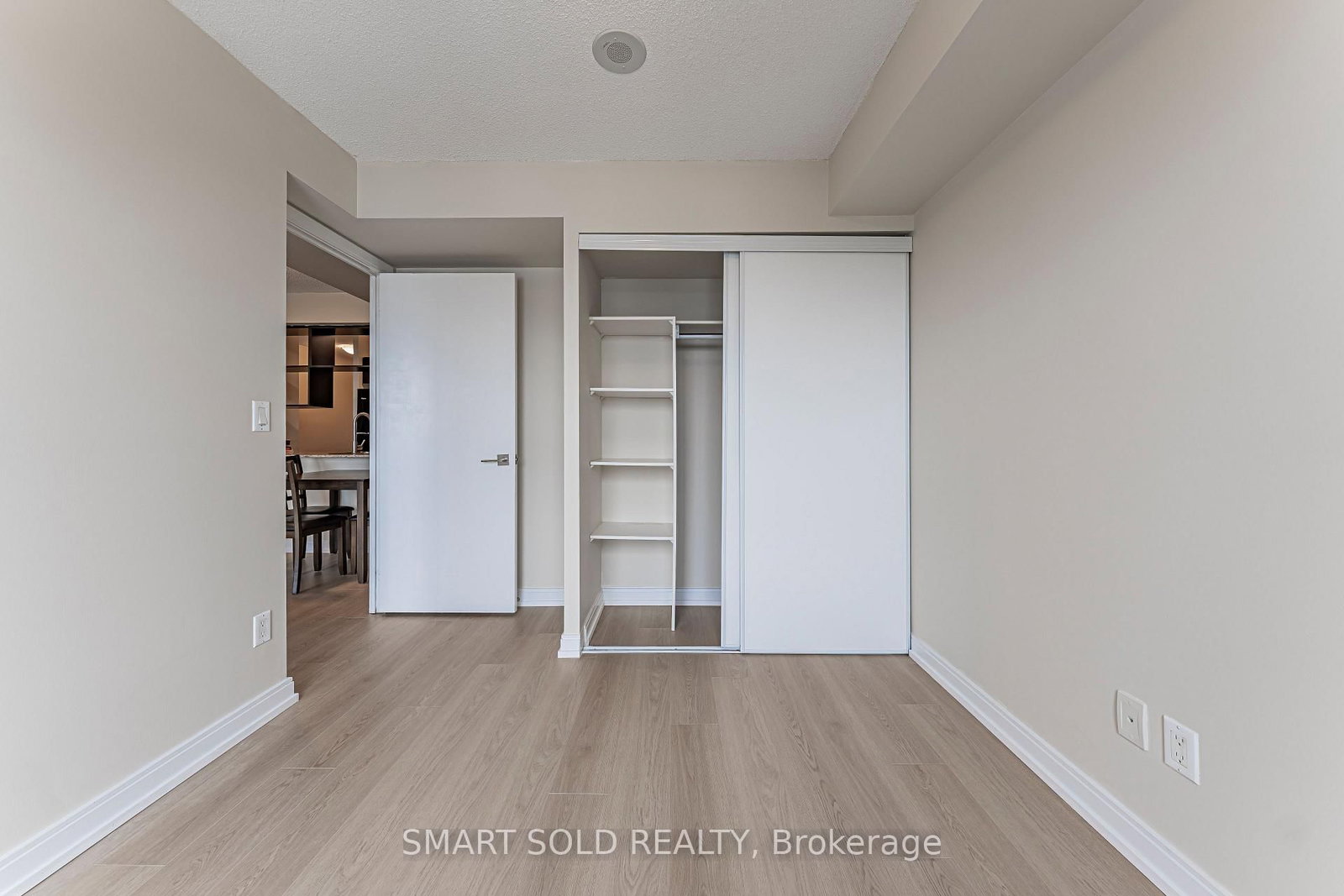 181 Village Green Square • #1621 • Toronto, ON photo 17