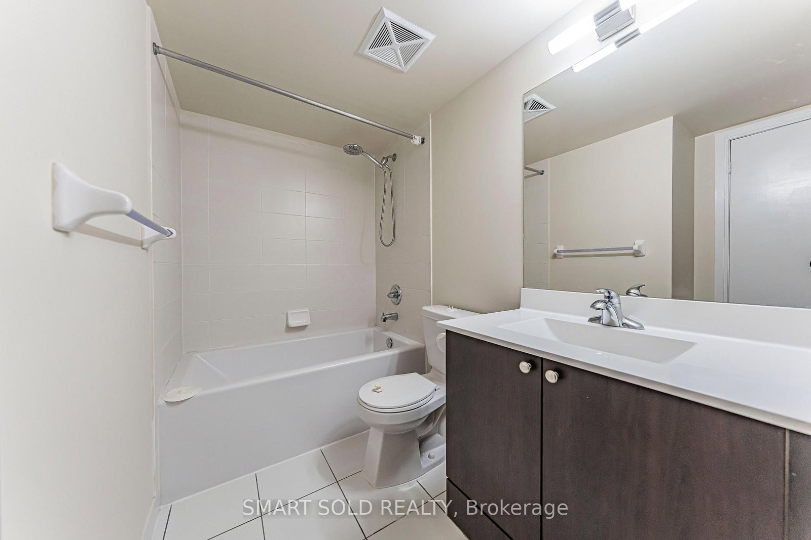 181 Village Green Square • #1621 • Toronto, ON photo 20