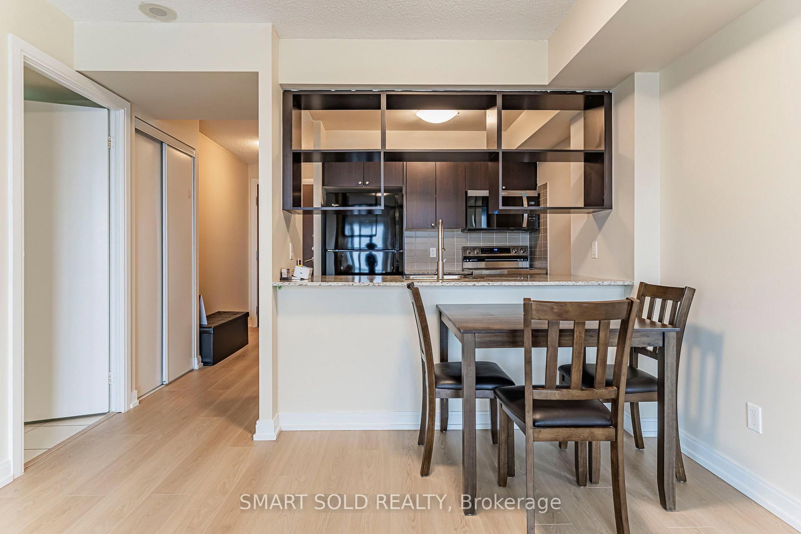 181 Village Green Square • #1621 • Toronto, ON photo 3