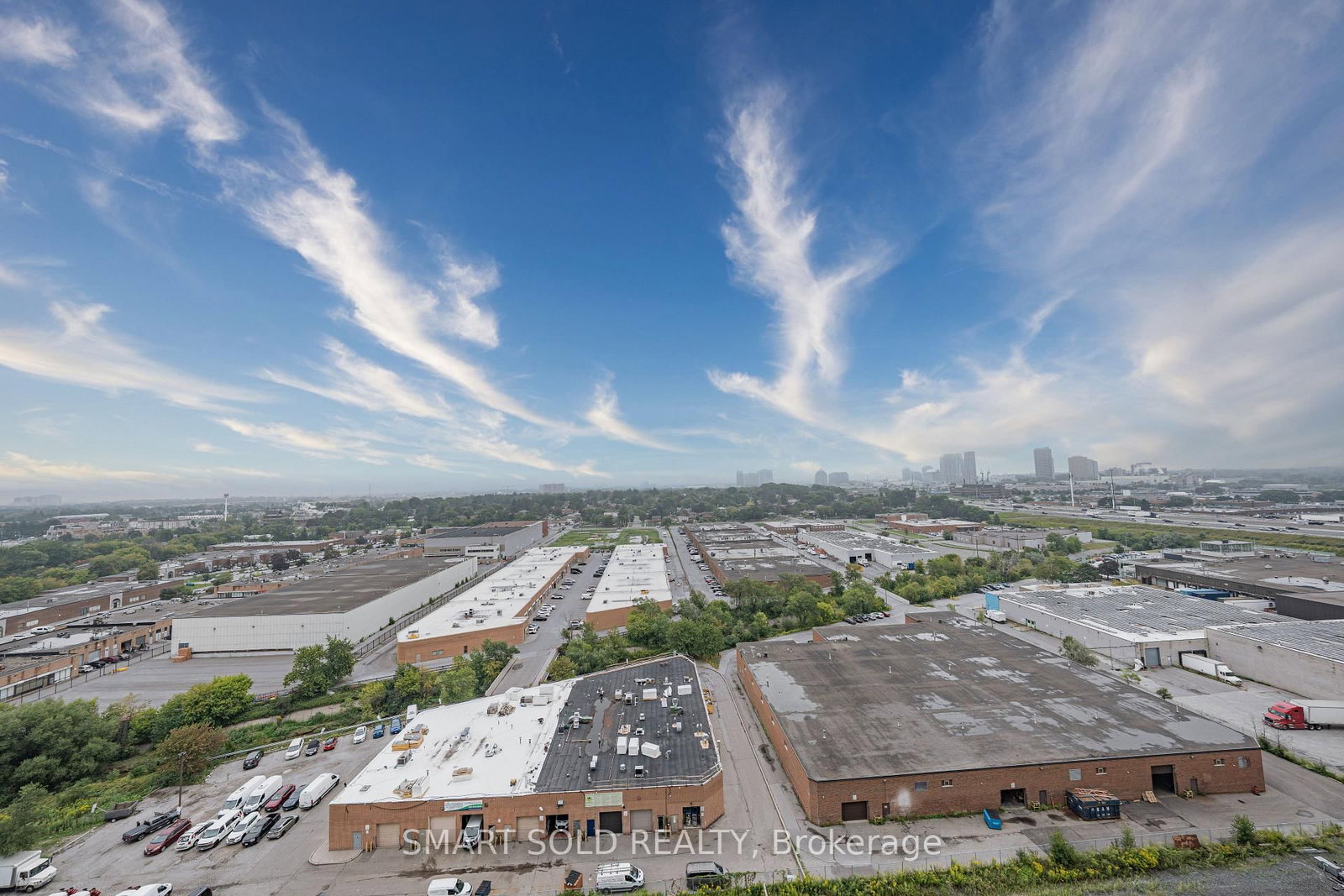181 Village Green Square • #1621 • Toronto, ON photo 8