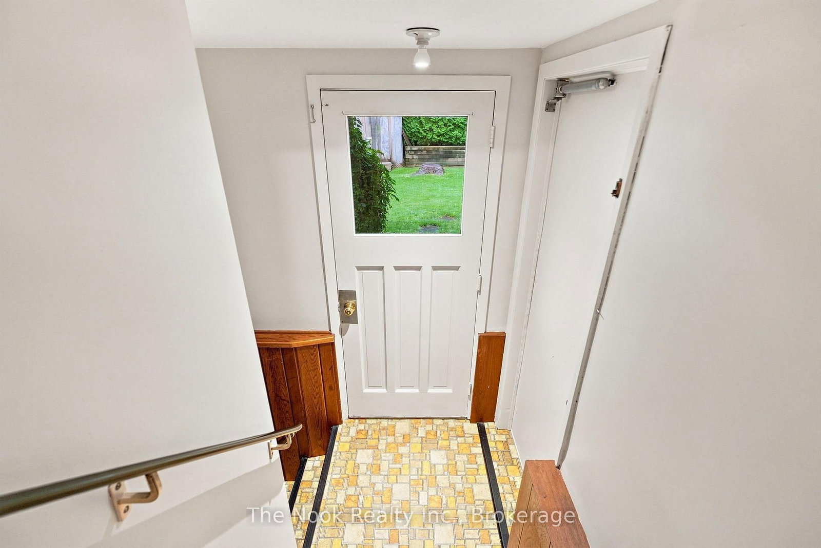 355 Ridgeway Avenue • Oshawa, ON photo 32