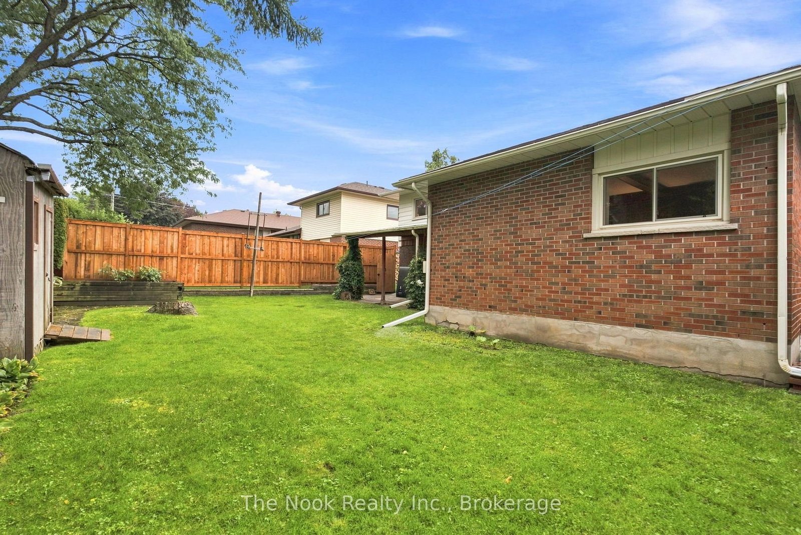 355 Ridgeway Avenue • Oshawa, ON photo 46