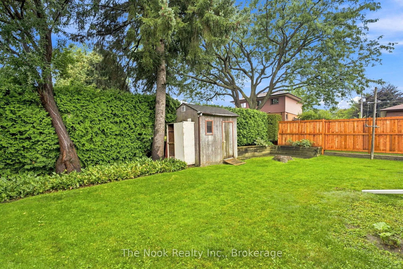 355 Ridgeway Avenue • Oshawa, ON photo 47