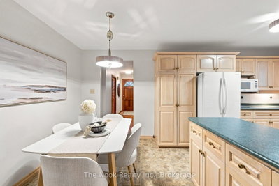 355 Ridgeway Avenue • Oshawa, ON photo 8