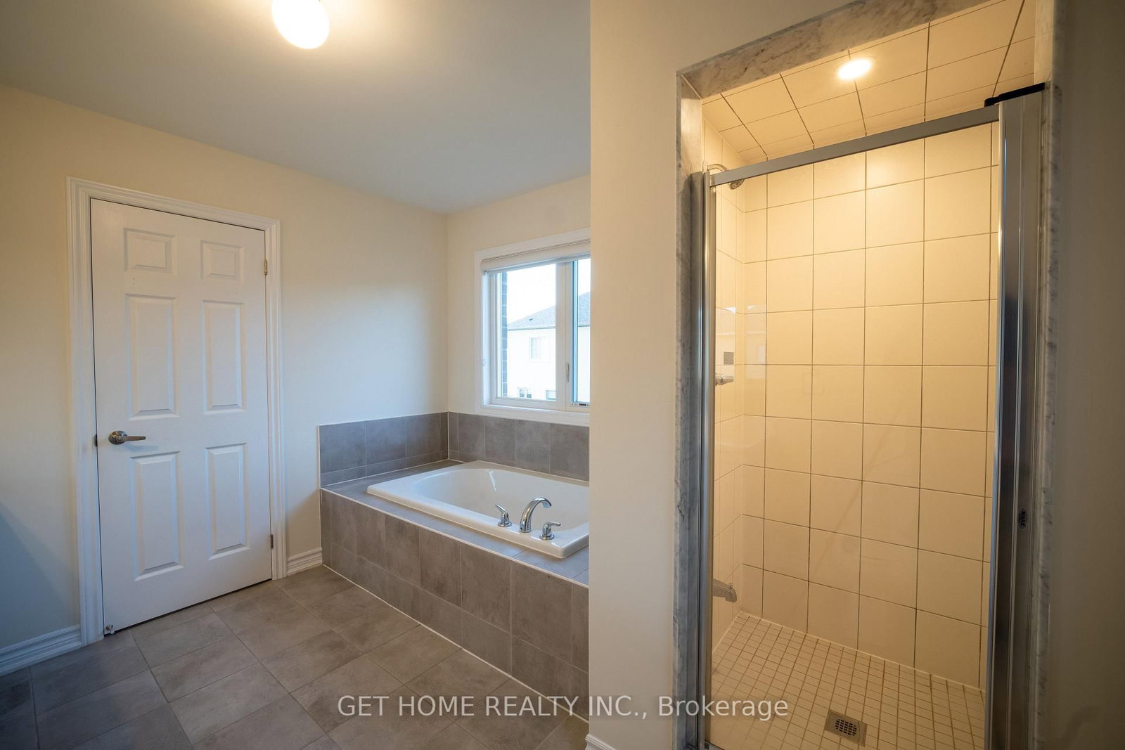 215 Ronald Gustcott Drive • Oshawa, ON photo 40