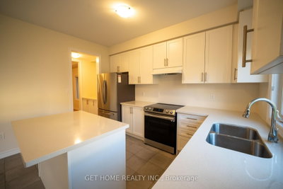 215 Ronald Gustcott Drive • Oshawa, ON photo 9