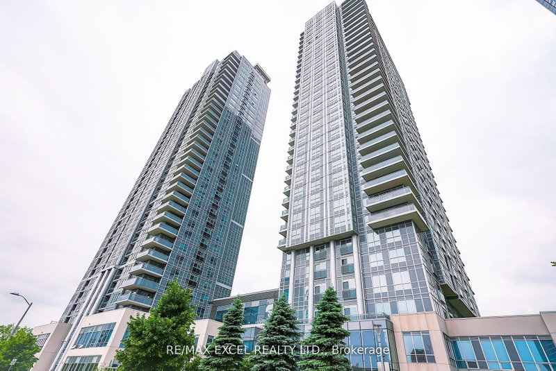 1215 - 275 Village Green Square