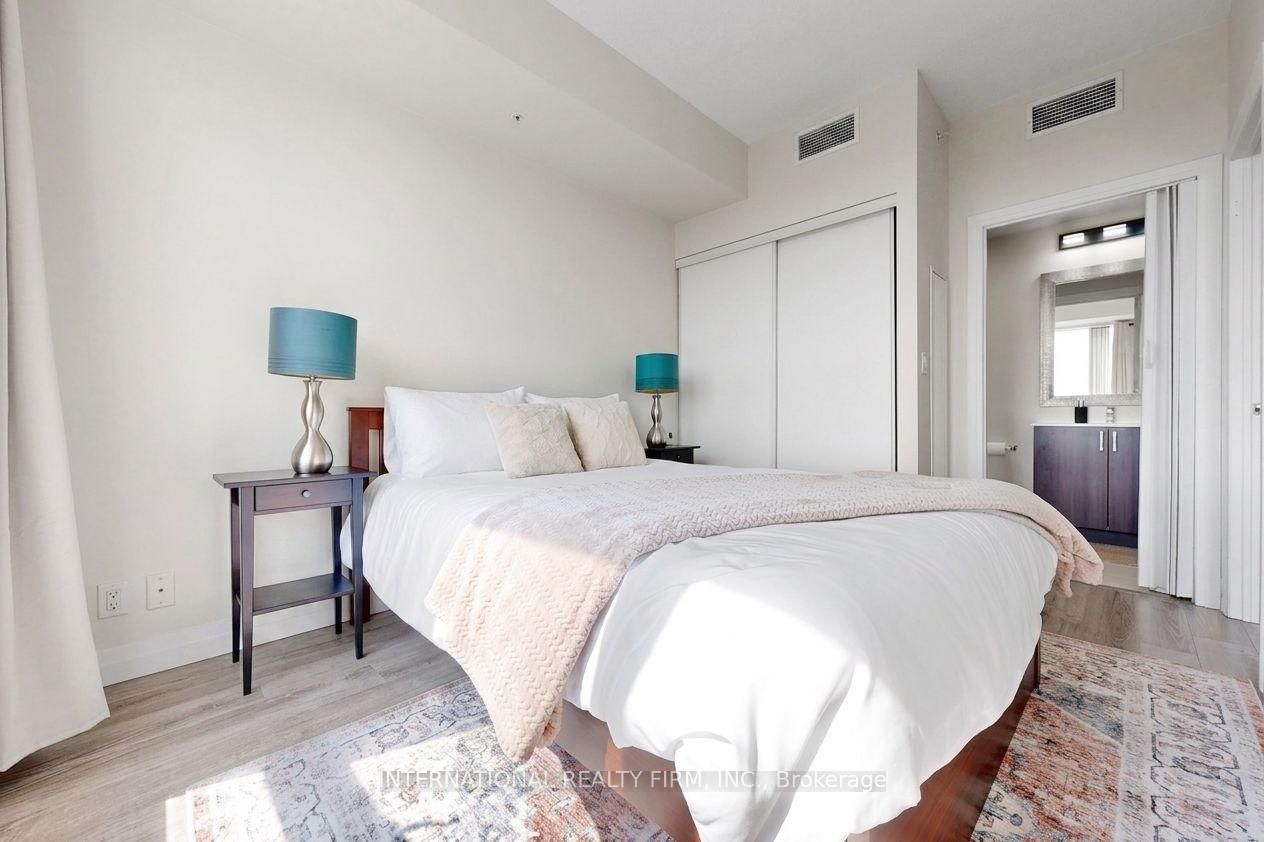22 East Haven Drive • #812 • Toronto, ON photo 18