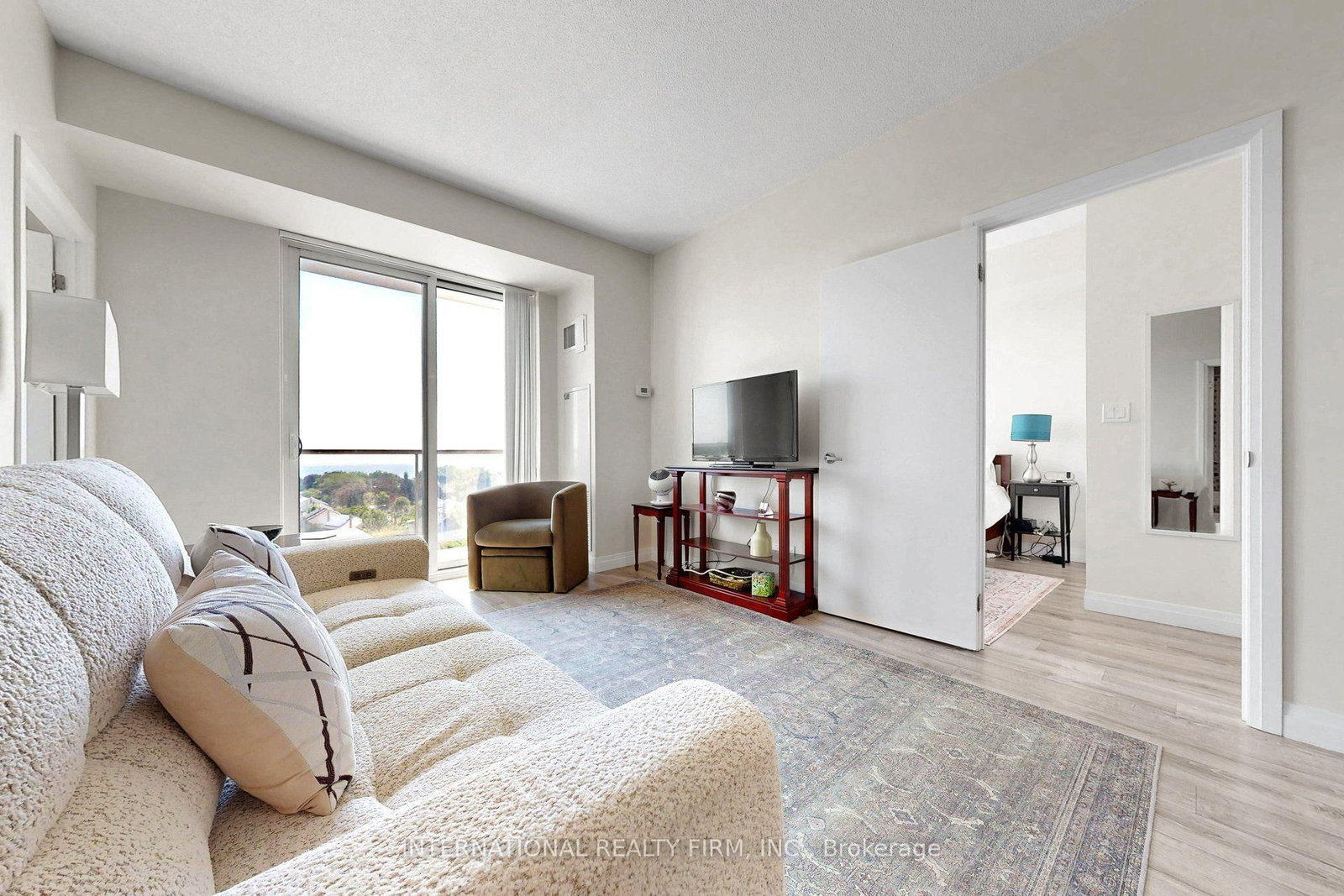 22 East Haven Drive • #812 • Toronto, ON photo 9