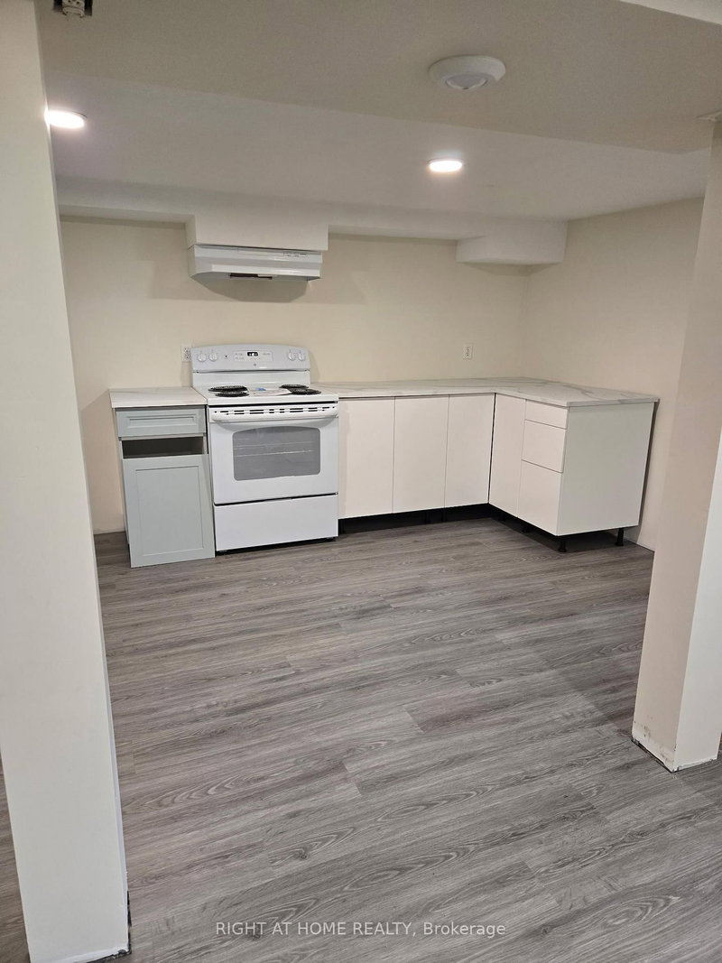 Basement - 109 Furnival Road S