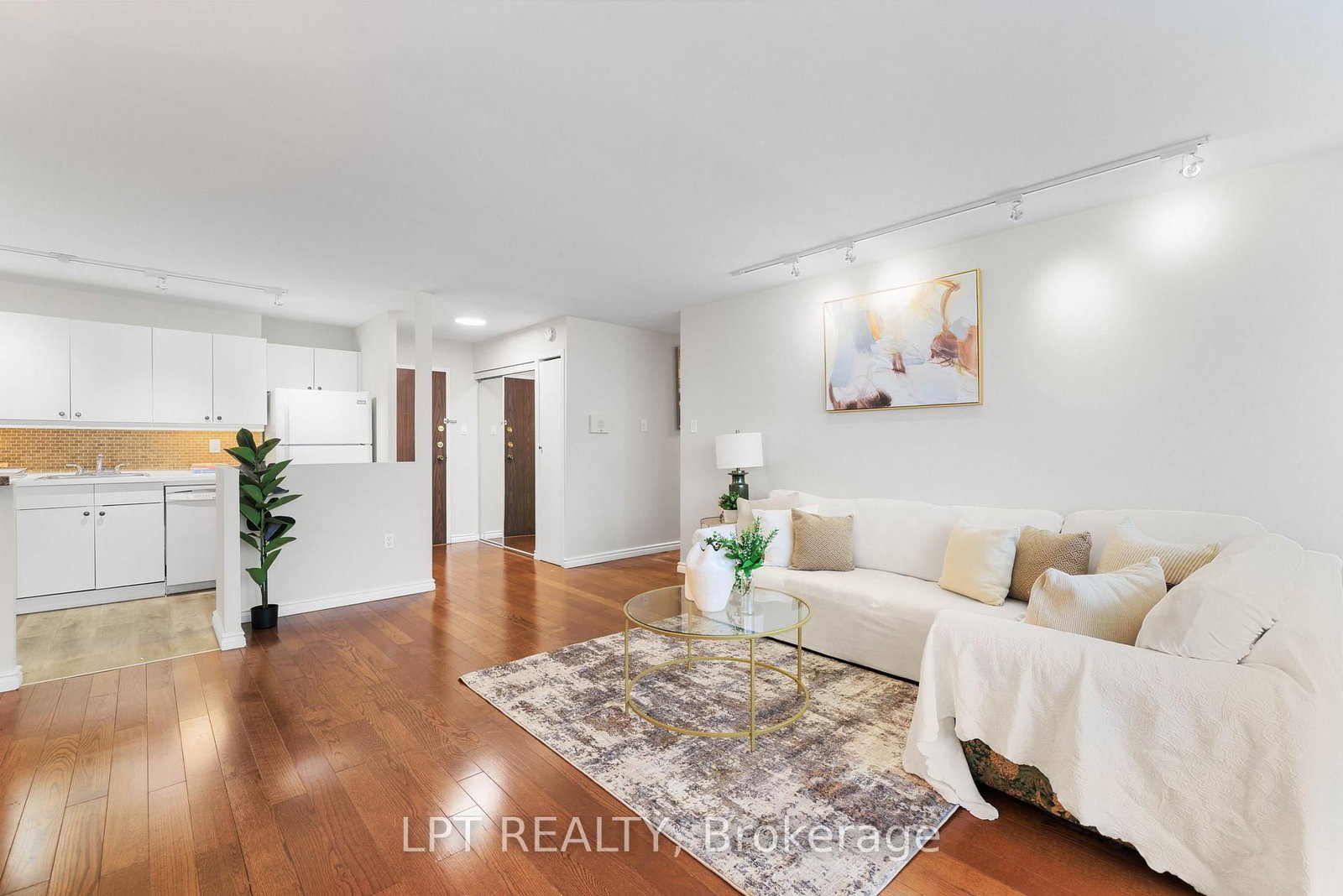 15 Torrance Road • #1910 • Toronto, ON photo 14