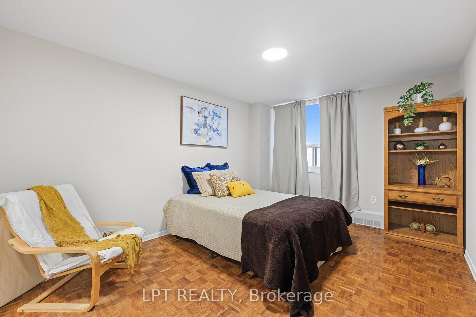 15 Torrance Road • #1910 • Toronto, ON photo 17