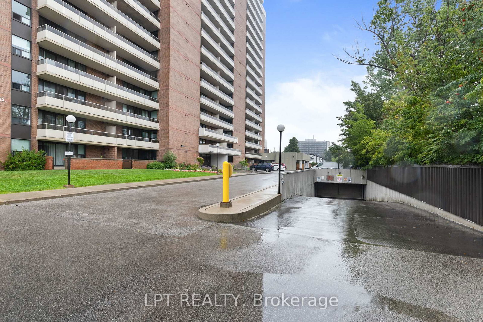 15 Torrance Road • #1910 • Toronto, ON photo 3