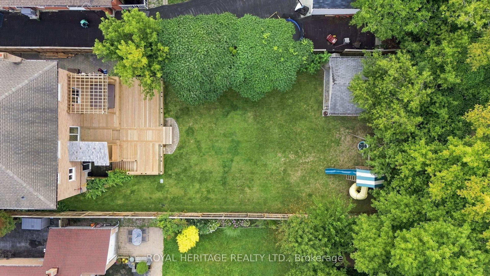 816 Sheppard Avenue • Pickering, ON photo 43