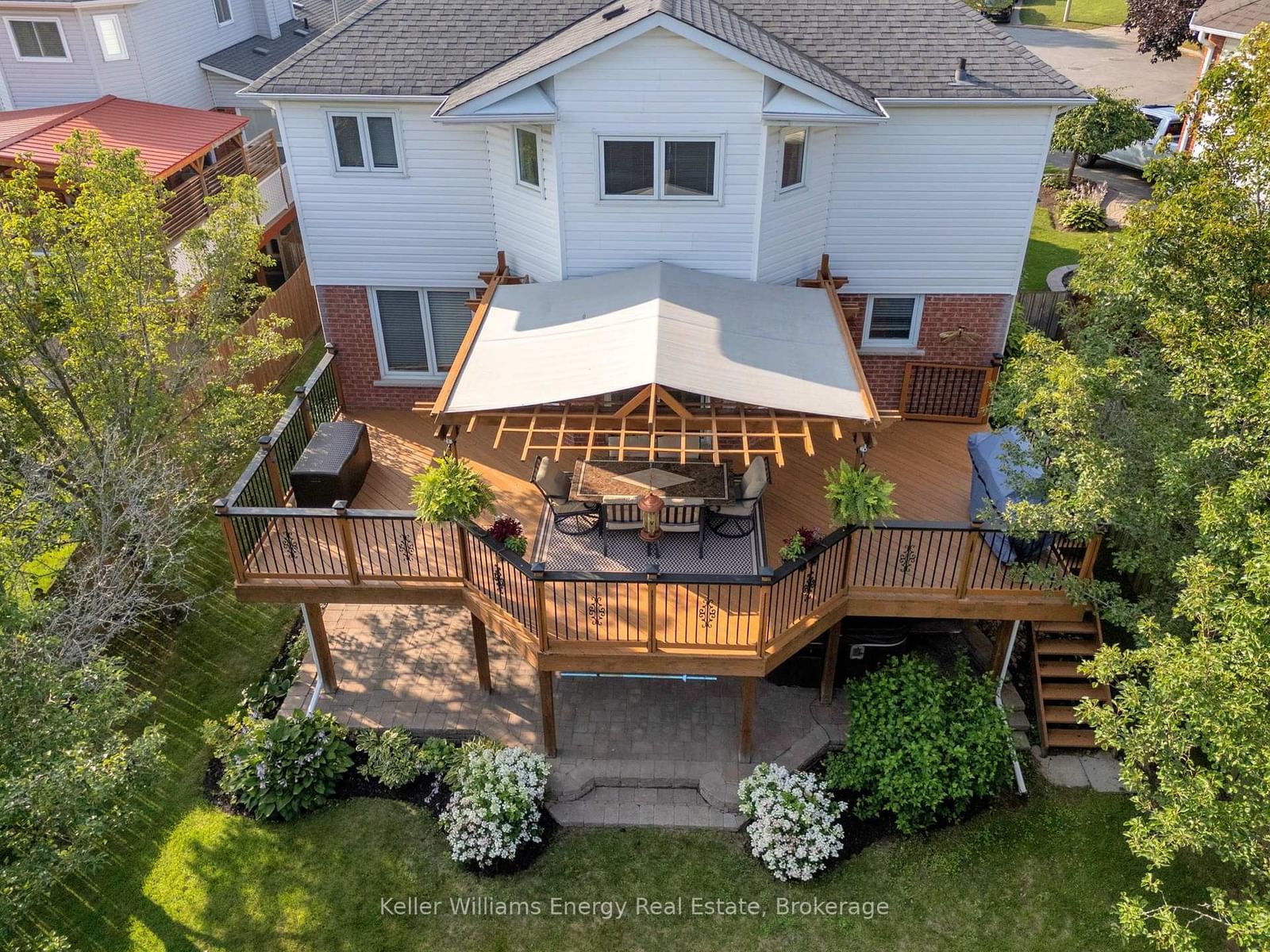 35 Living Court • Clarington, ON photo 36
