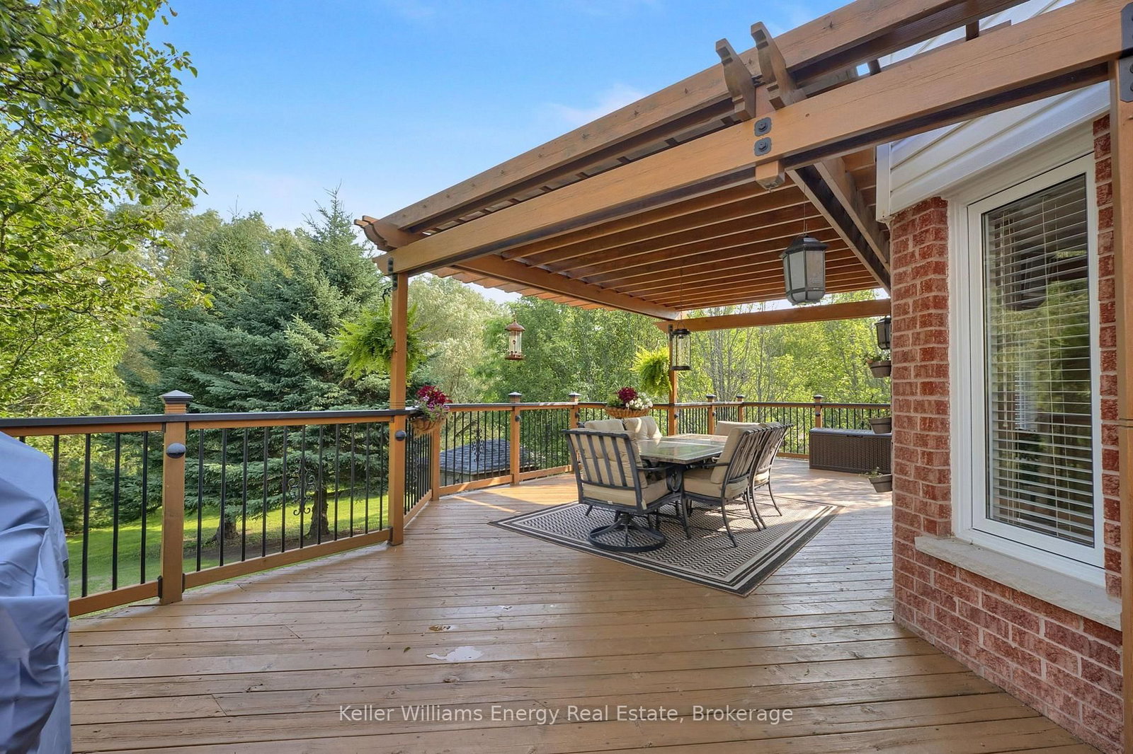 35 Living Court • Clarington, ON photo 38