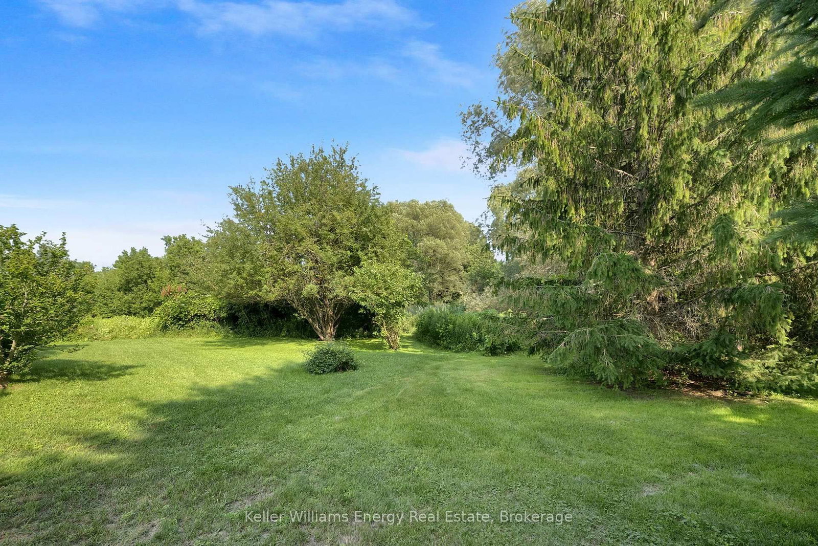 35 Living Court • Clarington, ON photo 41