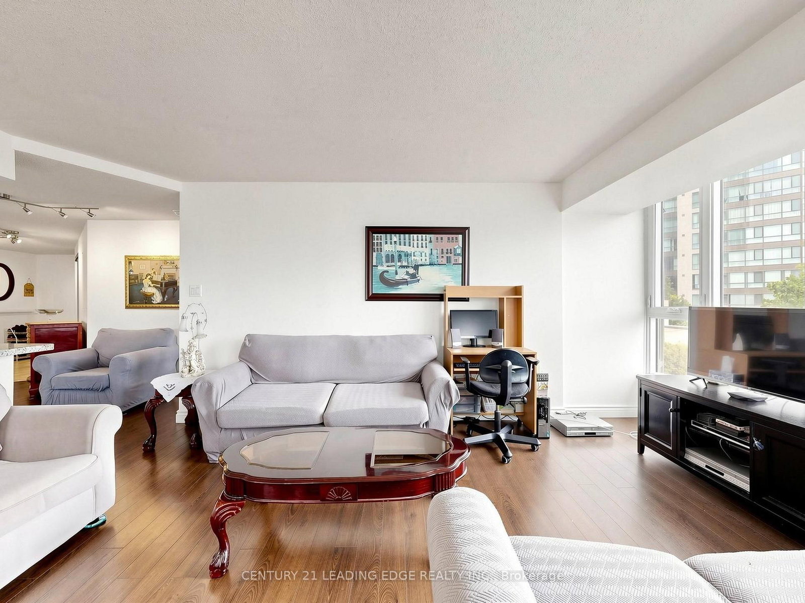 3231 Eglinton Avenue E • #204 • Toronto, ON photo 14