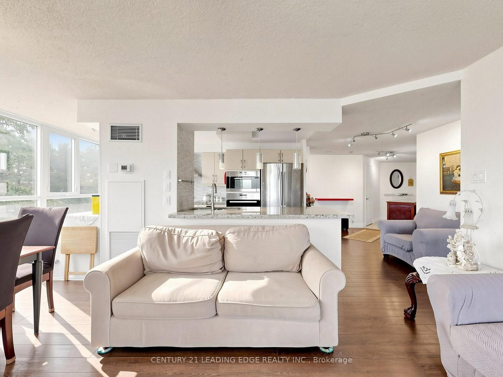 3231 Eglinton Avenue E • #204 • Toronto, ON photo 18