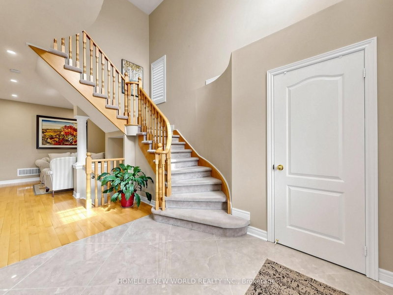 37 Timbercreek Court
