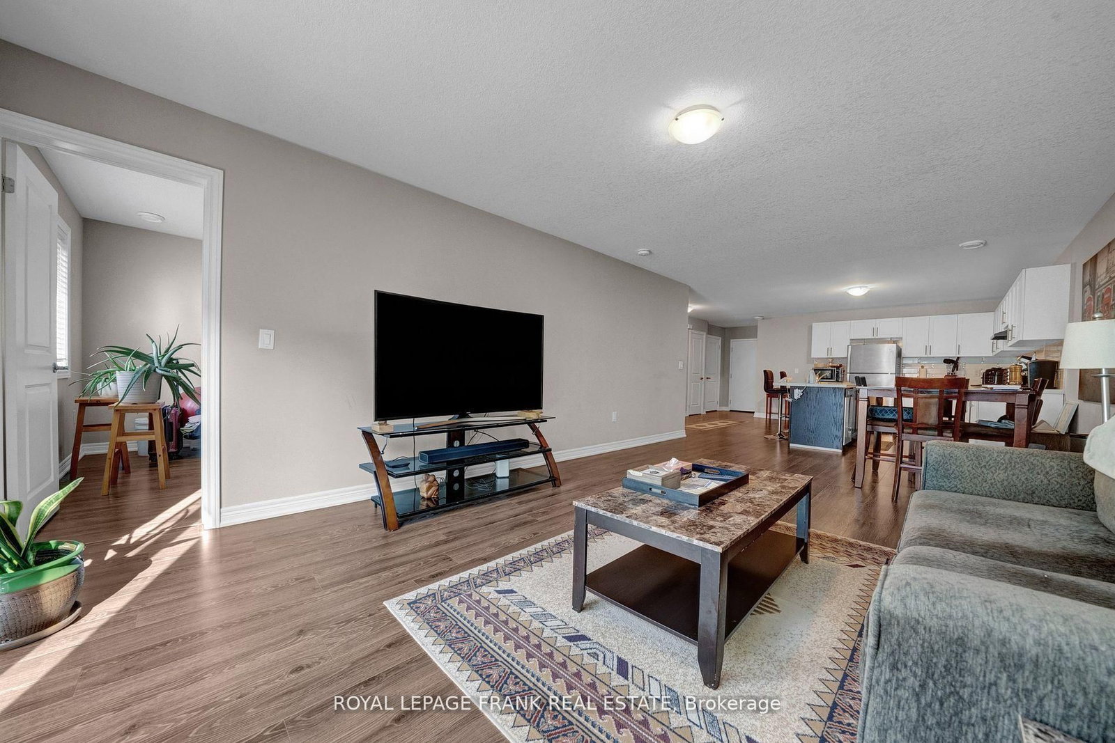 398 Olive Avenue • Oshawa, ON photo 14