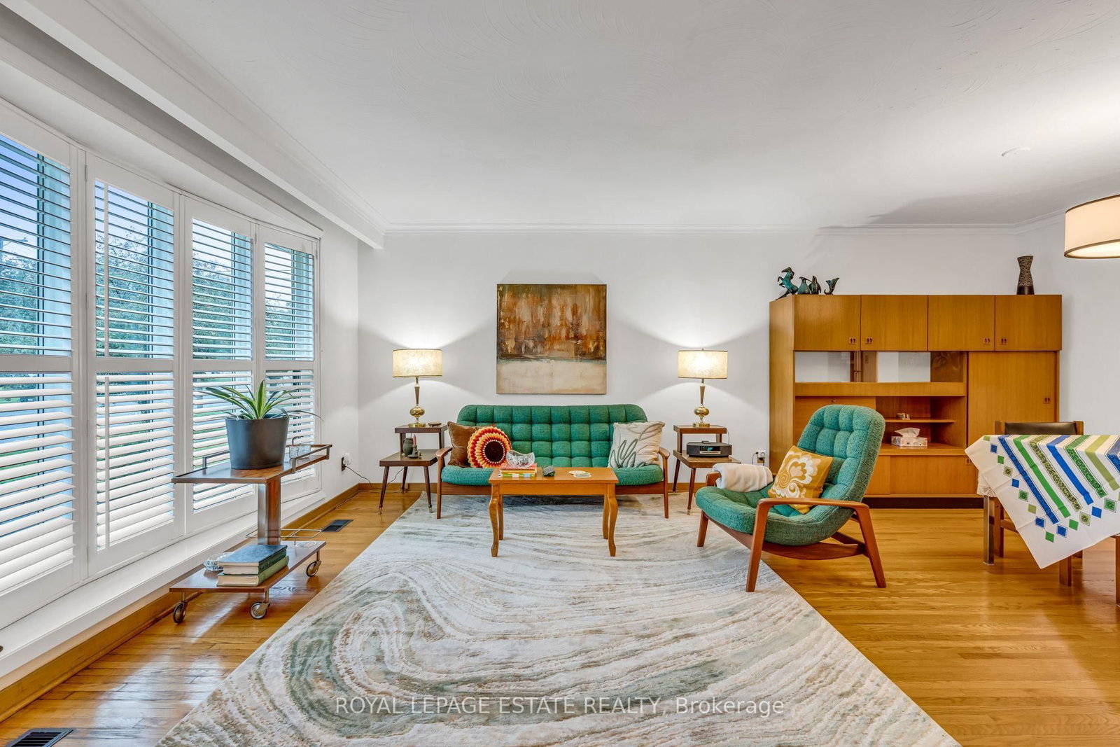 252 Brimorton Road • Toronto, ON photo 4