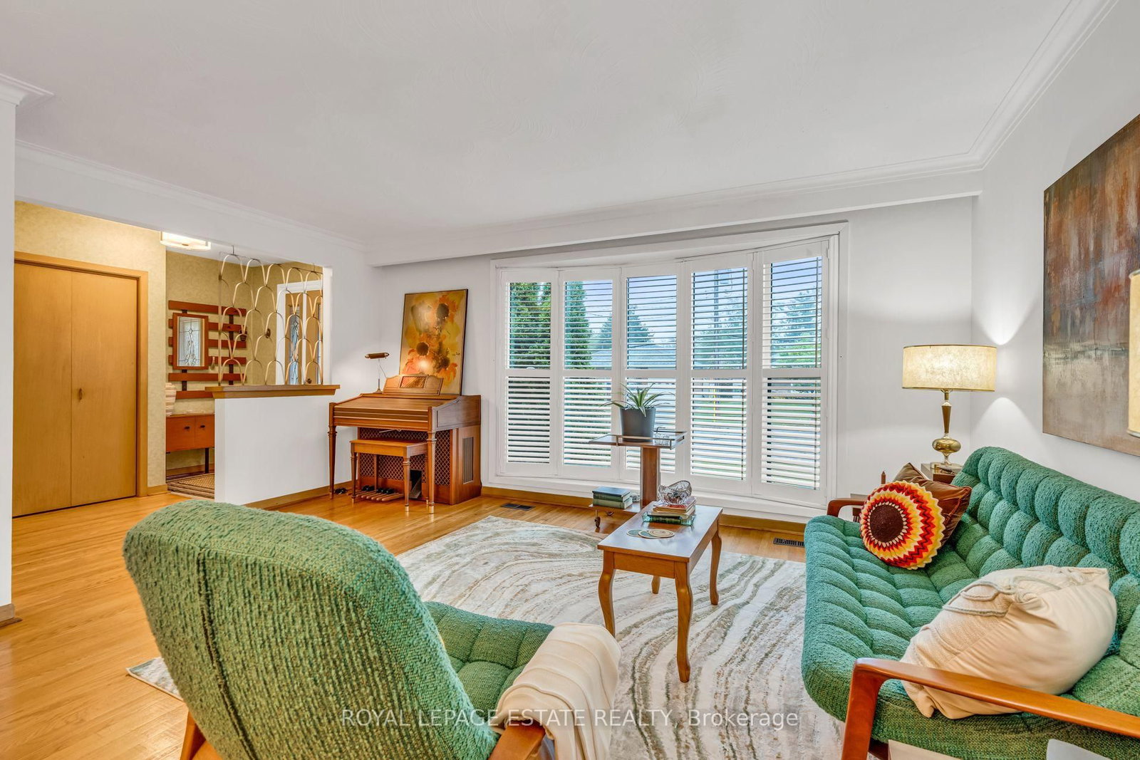 252 Brimorton Road • Toronto, ON photo 5