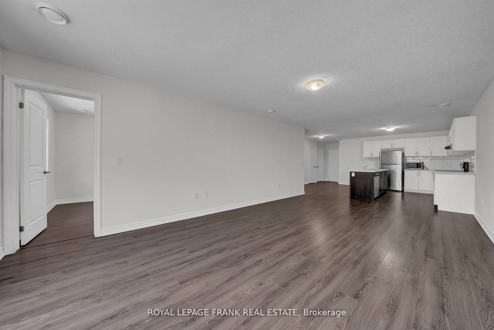 402 Olive Avenue • Oshawa, ON photo 11