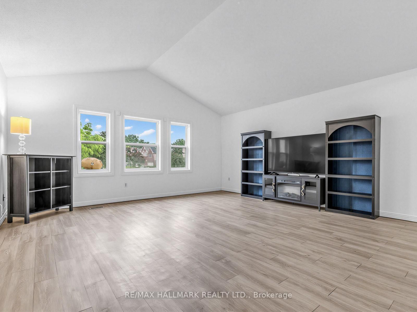1553 Rawlings Drive • Pickering, ON photo 19