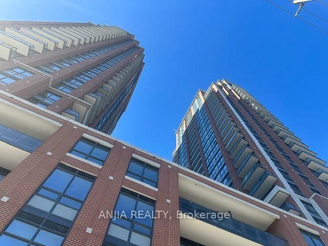 430 - 3270 Sheppard Avenue E