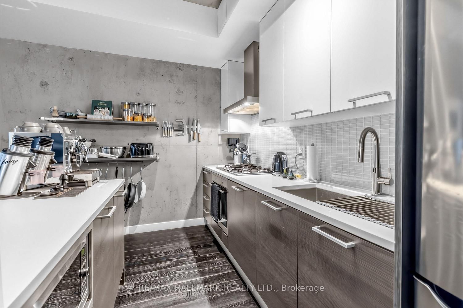 90 Broadview Avenue • #408 • Toronto, ON photo 17