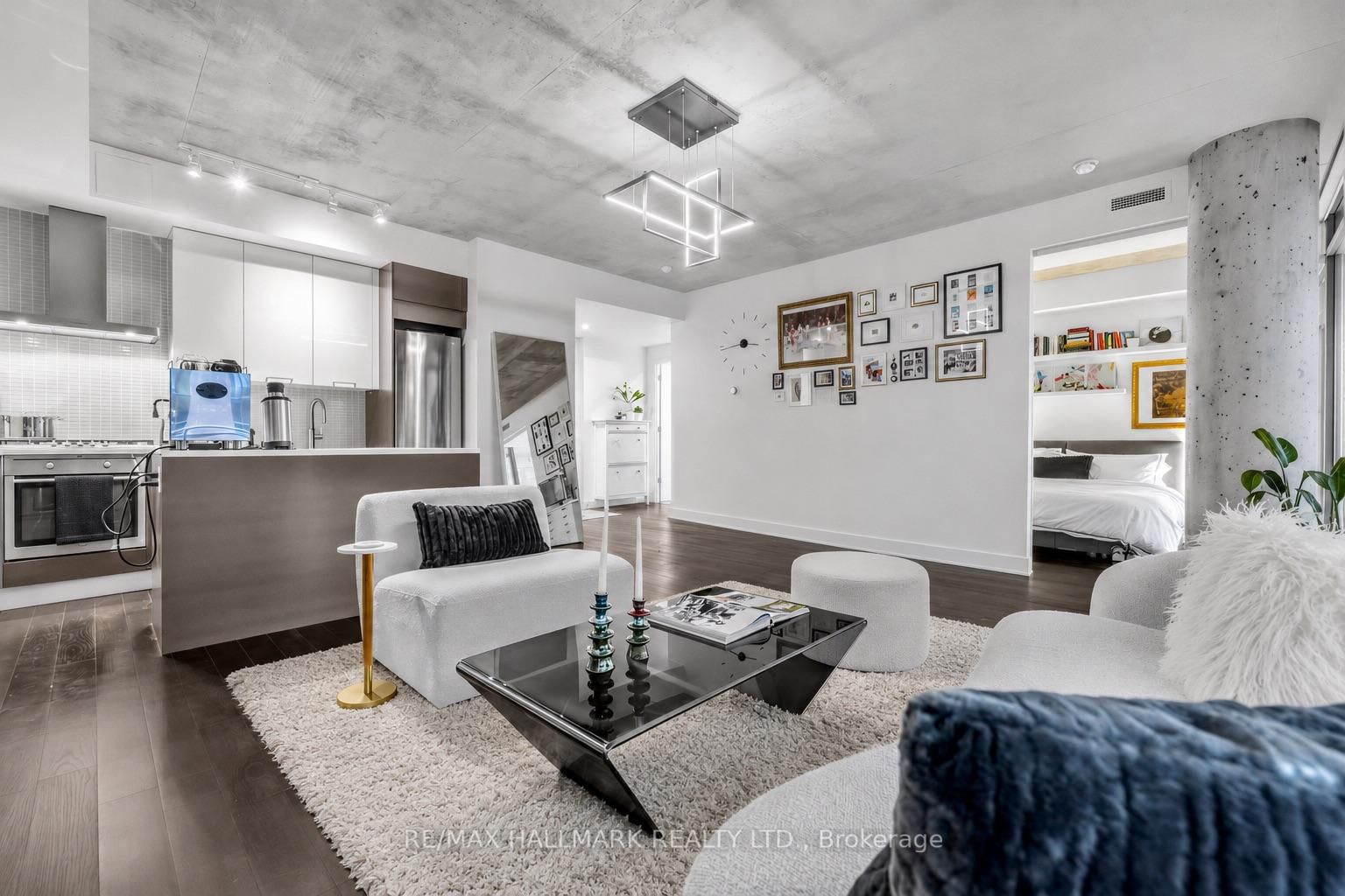 90 Broadview Avenue • #408 • Toronto, ON photo 8