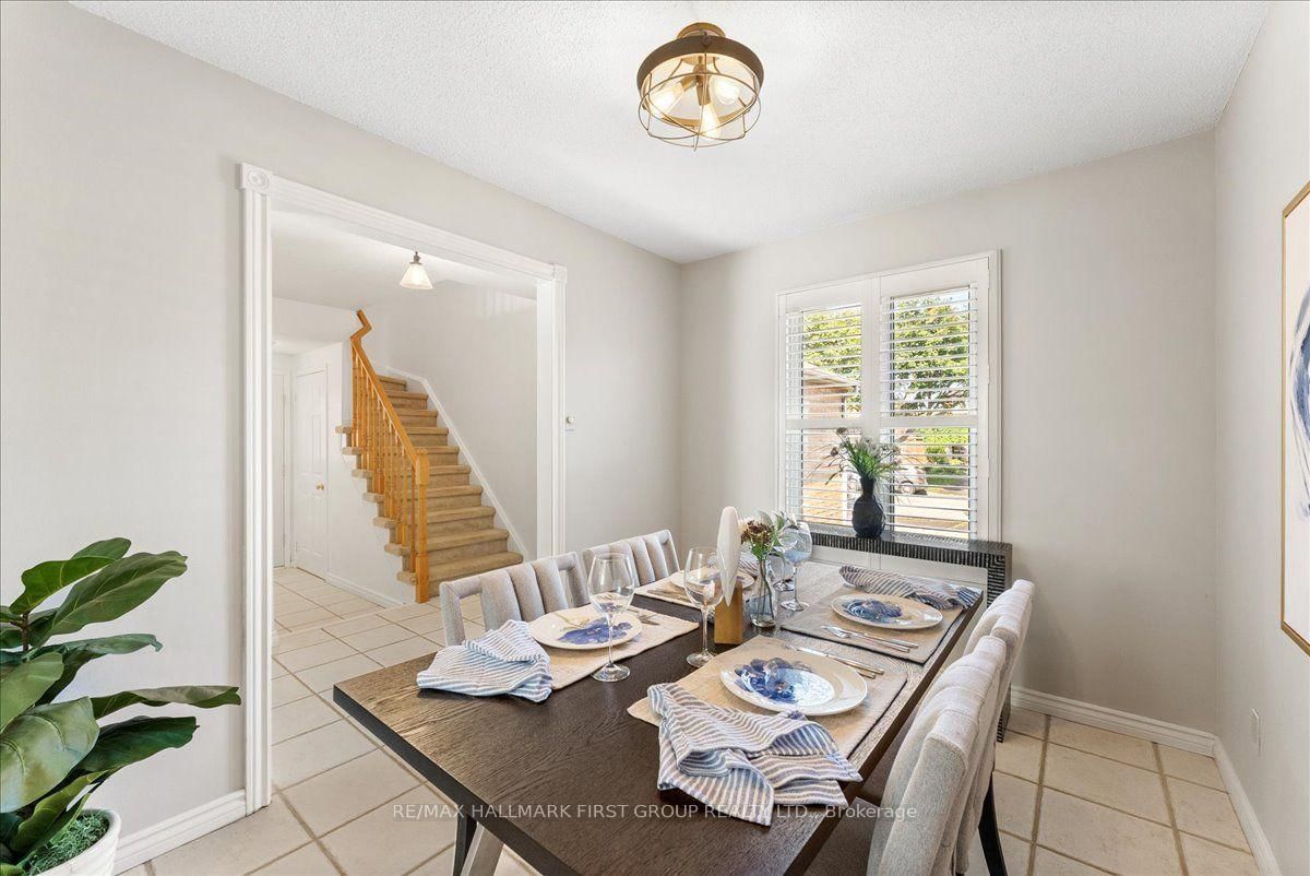 24 Fernbank Place • Whitby, ON photo 11