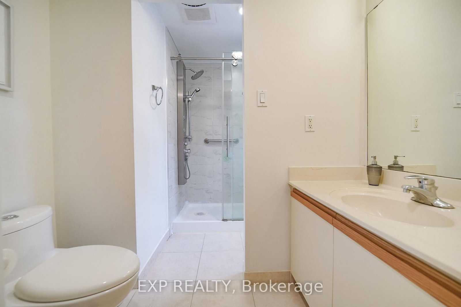61 Wintermute Boulevard • Toronto, ON photo 21