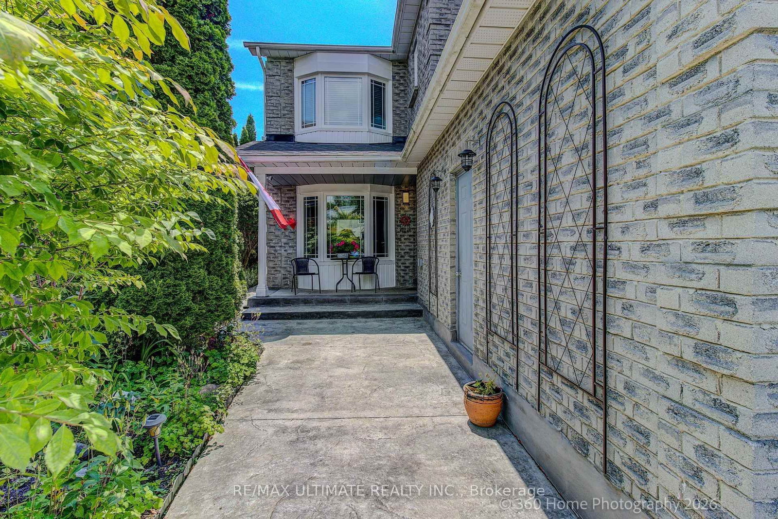 23 Windham Crescent • Clarington, ON photo 3