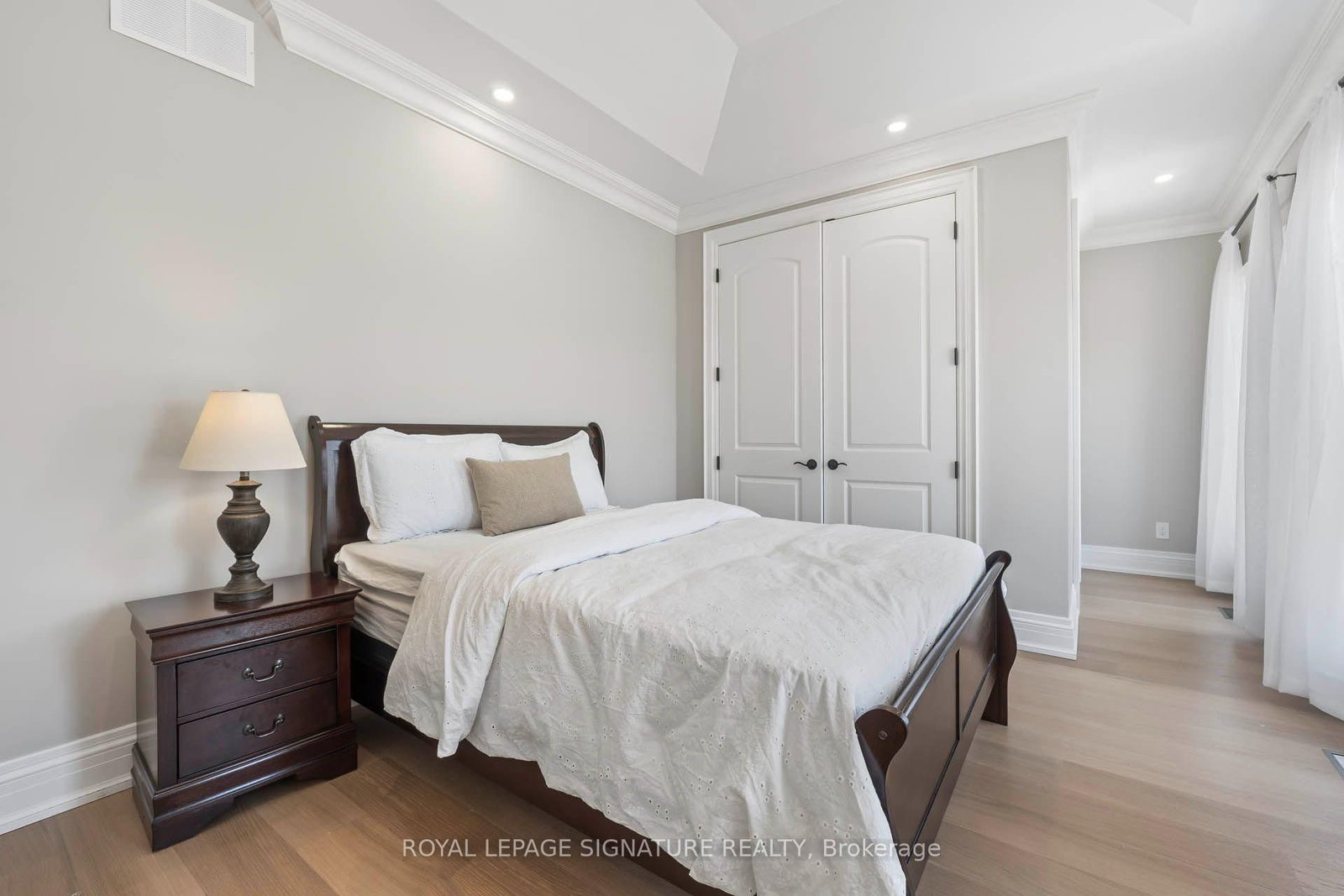 1309 Commerce Street • Pickering, ON photo 28