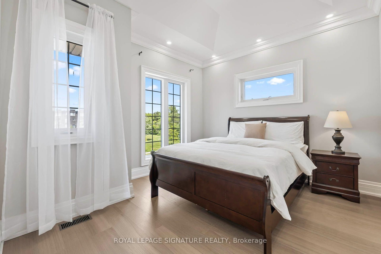 1309 Commerce Street • Pickering, ON photo 32