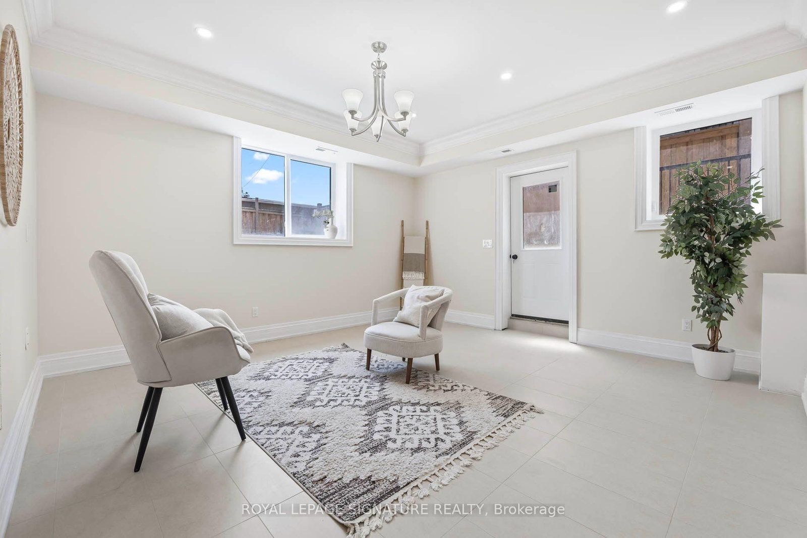 1309 Commerce Street • Pickering, ON photo 38