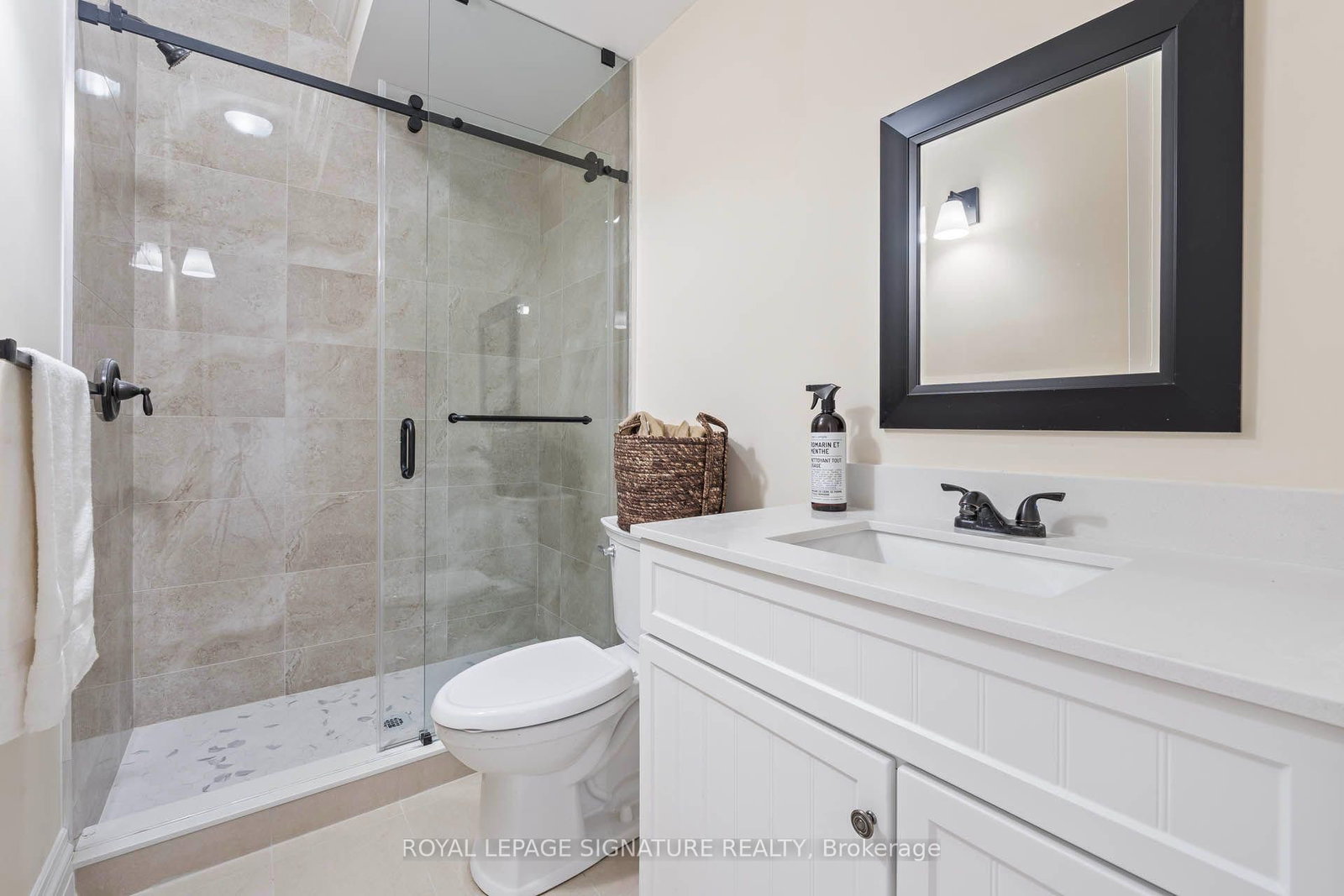 1309 Commerce Street • Pickering, ON photo 39
