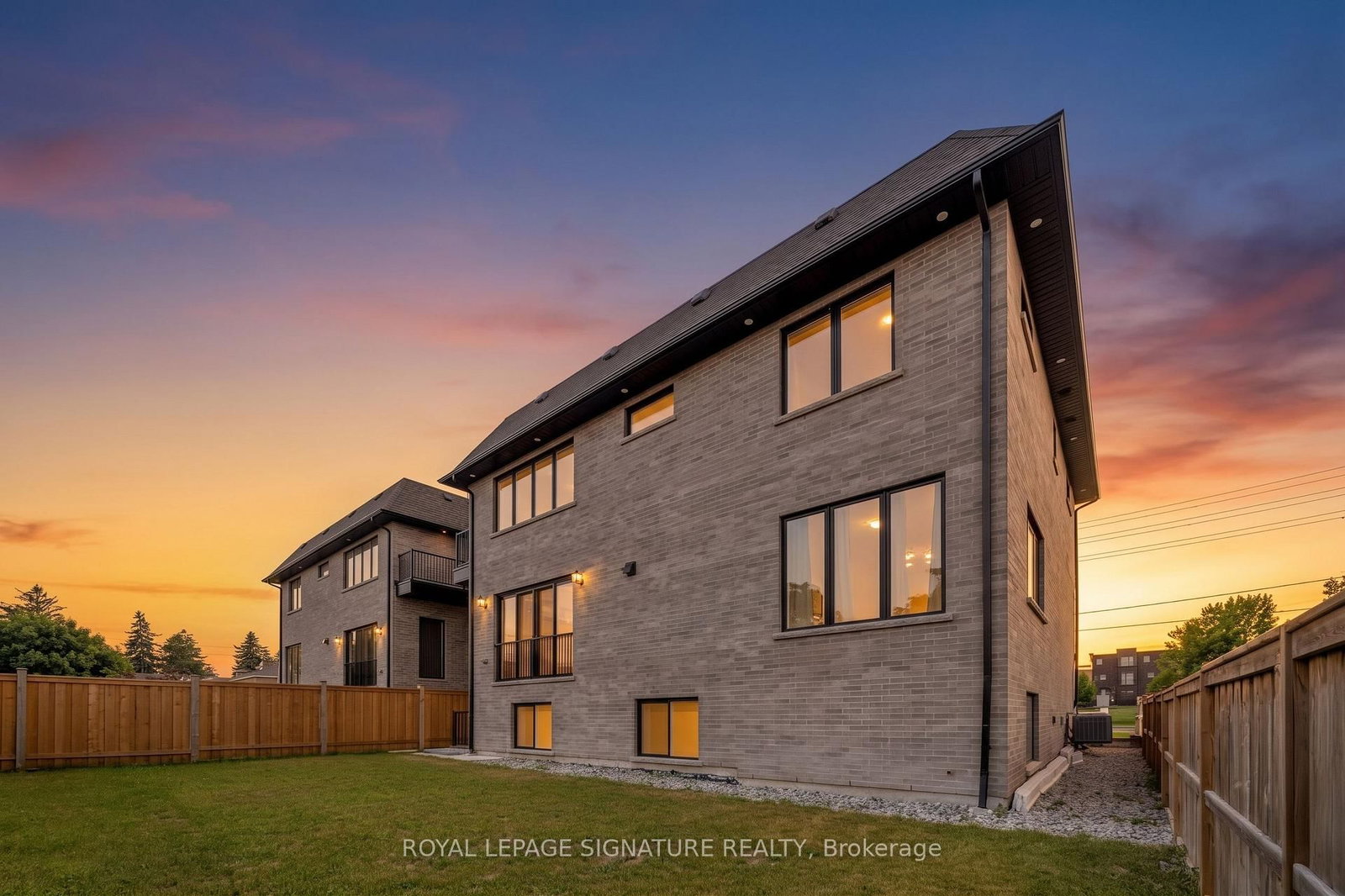1309 Commerce Street • Pickering, ON photo 41