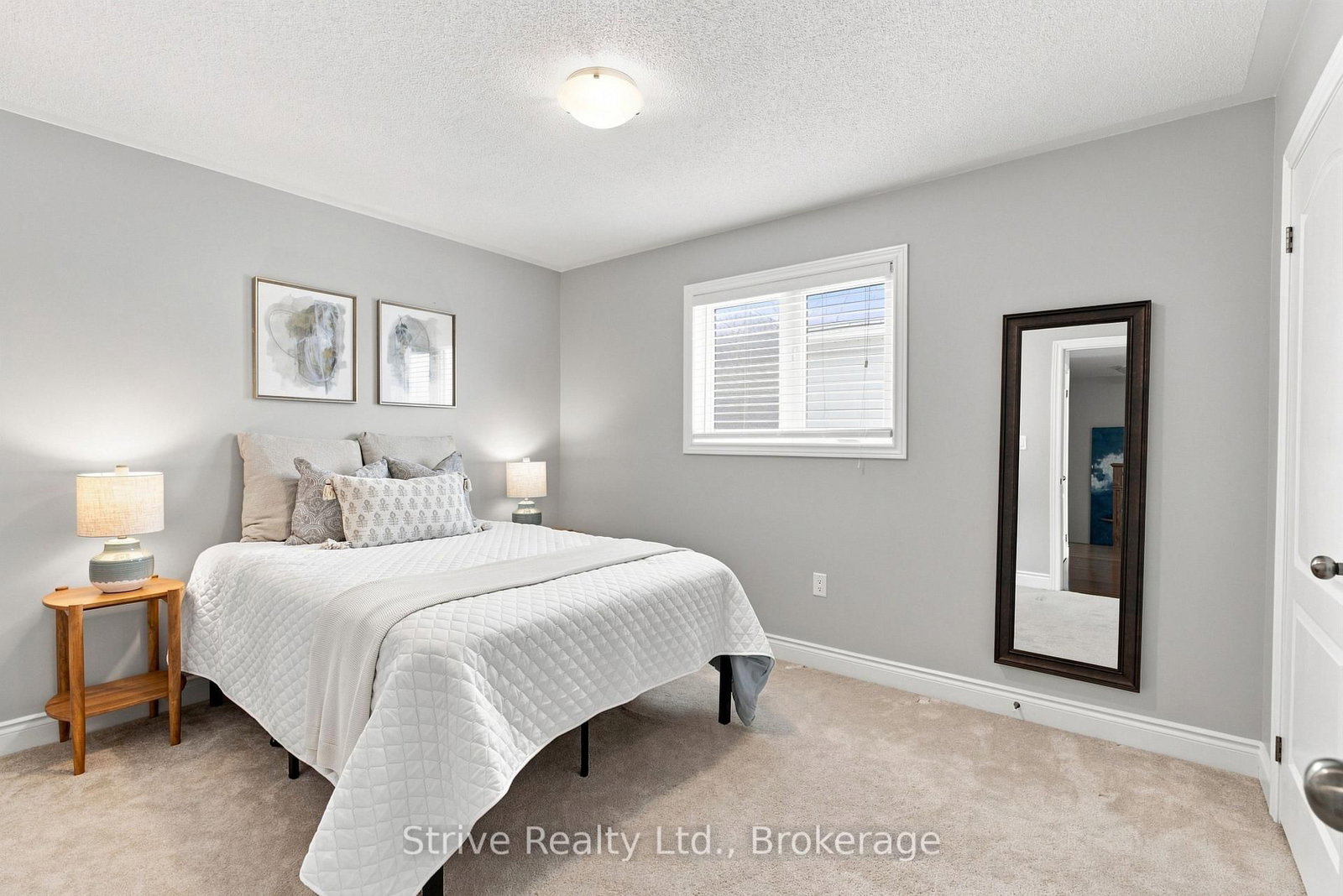 14 Vetzal Court • Clarington, ON photo 35
